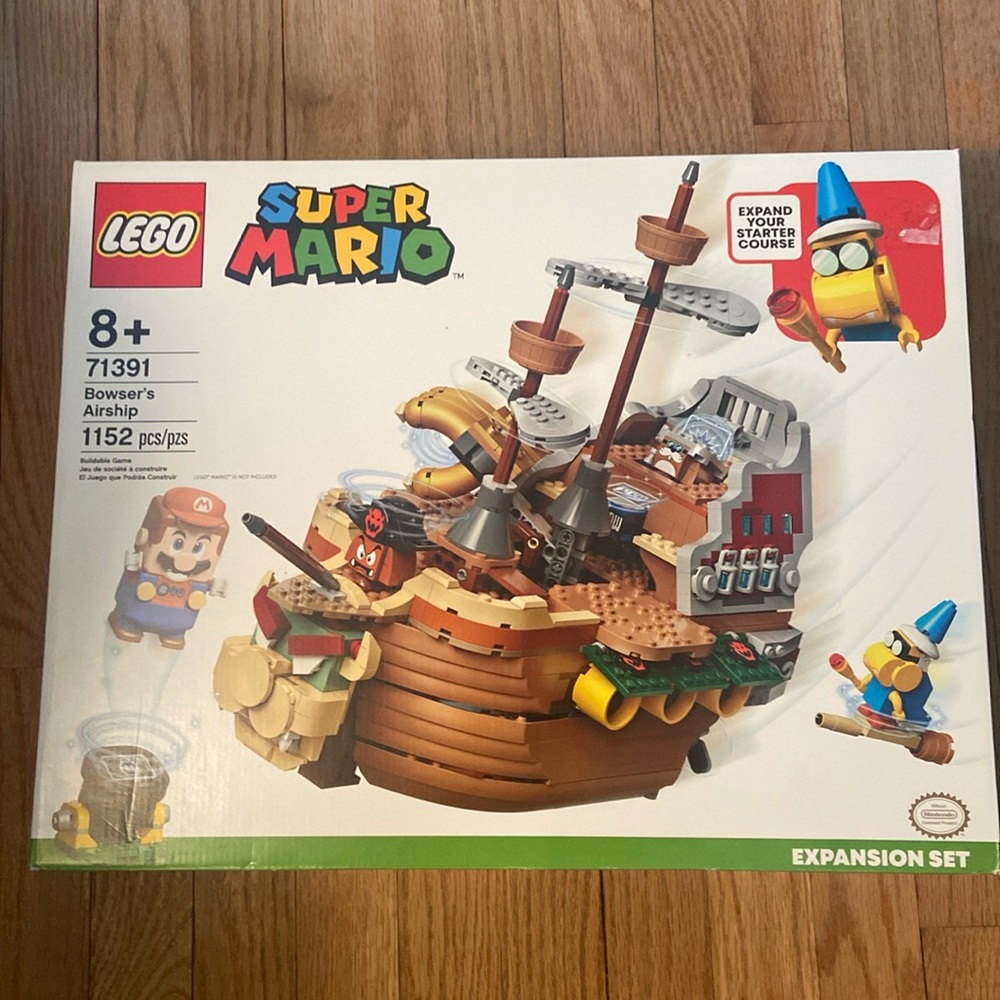 Lego Super Mario Bowser’s airship.